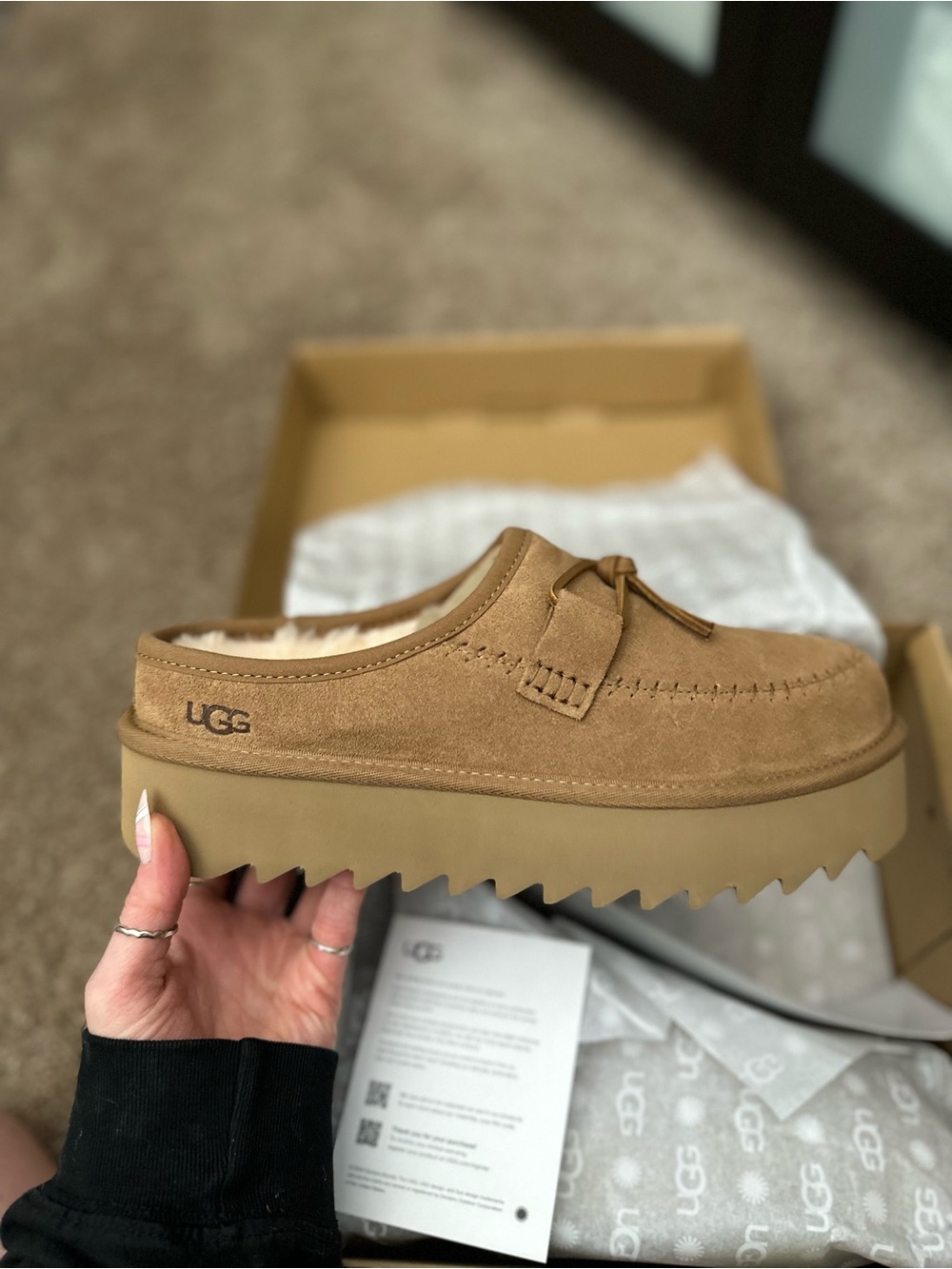 UGG Eleve Platform Slipper